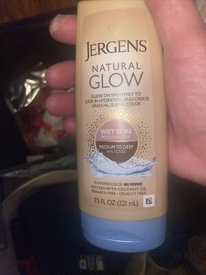 Jergens Natural Glow Wet Skin Moisturizer, Medium to Tan Skin Tone 11.50