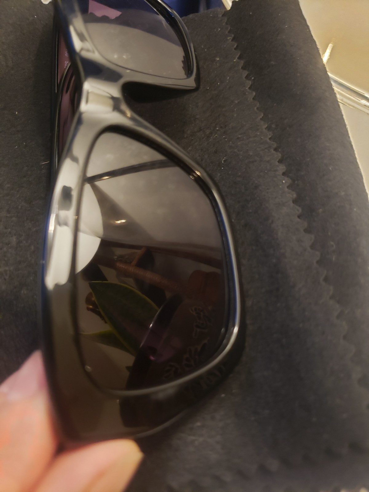 Ferragamo Women's Square Rectangular Sunglasses B… - image 8