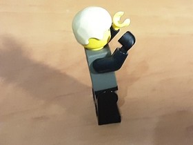 Lego Star Wars Luke Skywalker Endor Minifigure 7128 showing wear