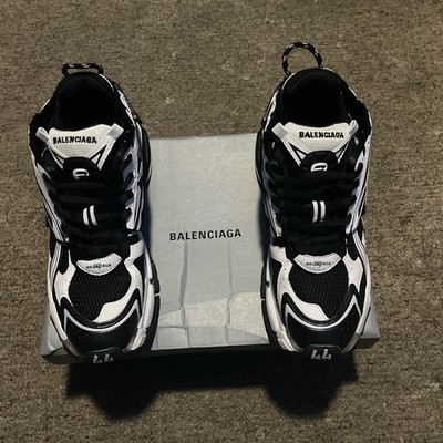 Black N White | BALENCIAGA RUNNERS | Brand New ?| With Bag  display picture 3