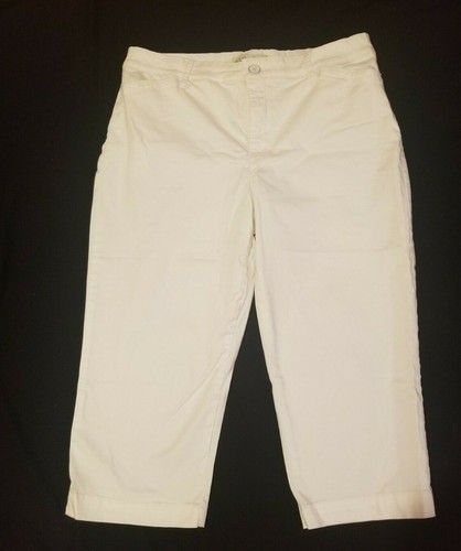 Anita Belted CAPRI PANTS 