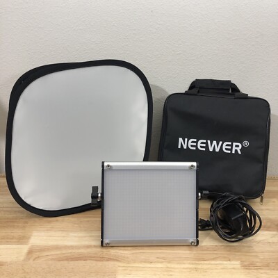 Neewer LED Video Light SNL 660 Variable Color App Control w/ Soft Box And Case