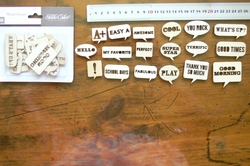 18 palabras mezcladas de madera en burbujas - listas 2 colores a tu elección Foto 4 de 4