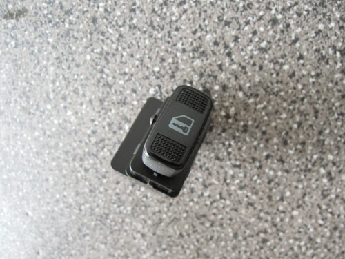 Schalter Zentralverriegelung ZV 621W04960 Kia Carnival II 2 GQ