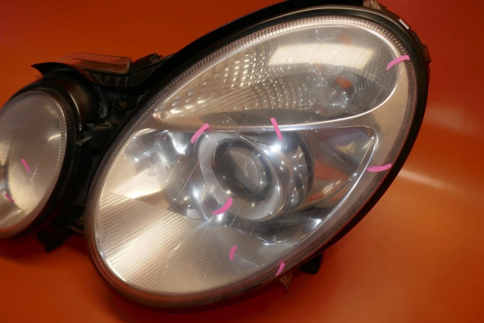 MERCEDES BENZ E350 E320 HEADLIGHT LEFT DRIVER BI-XENON 2003 2004 2005 2006 OEM - Image 3 of 4