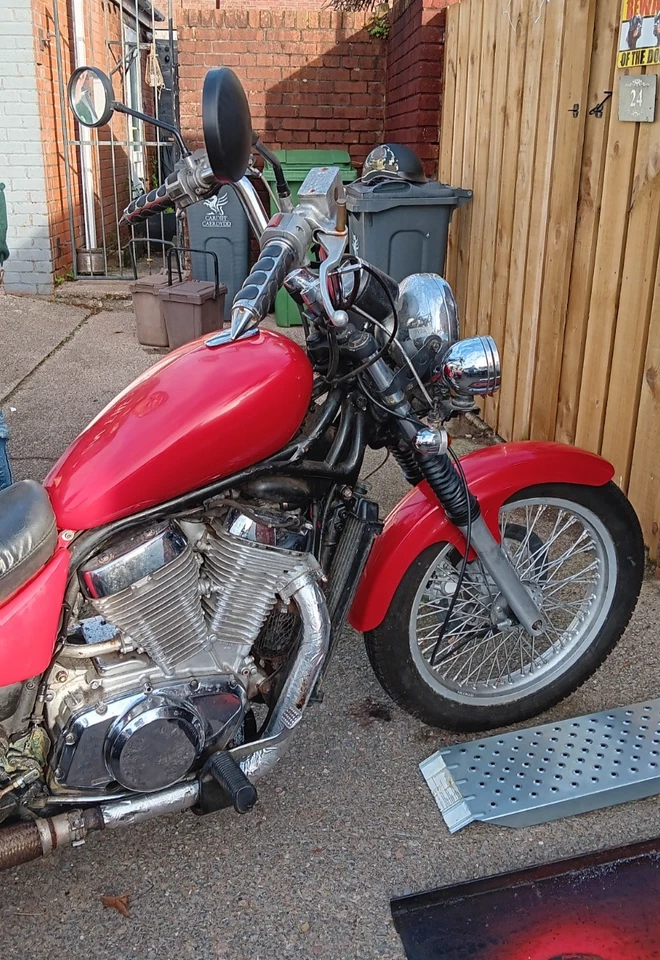 Suzuki Intruder Trike 1985 needs light recommission/restore - Image 4 of 4