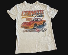 Corvette Turbo 1981 Graphic T Shirt Cream Retro Car Racing Tee Mens Medium Corvette Turbo 1981 Graphic T Shirt Cream Retro Car Racing Tee Mens Medium