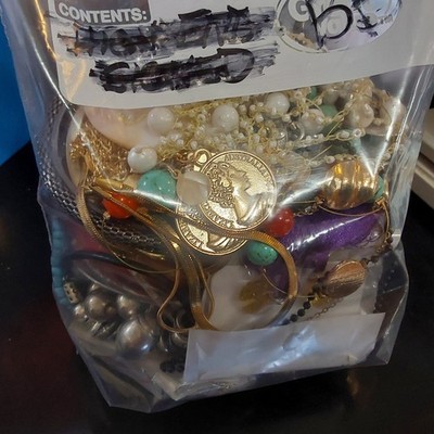 2 Lb Vintage/Now Jewelry Lot Most Wear/Resell Some Repair Harvest Tangled (BB)