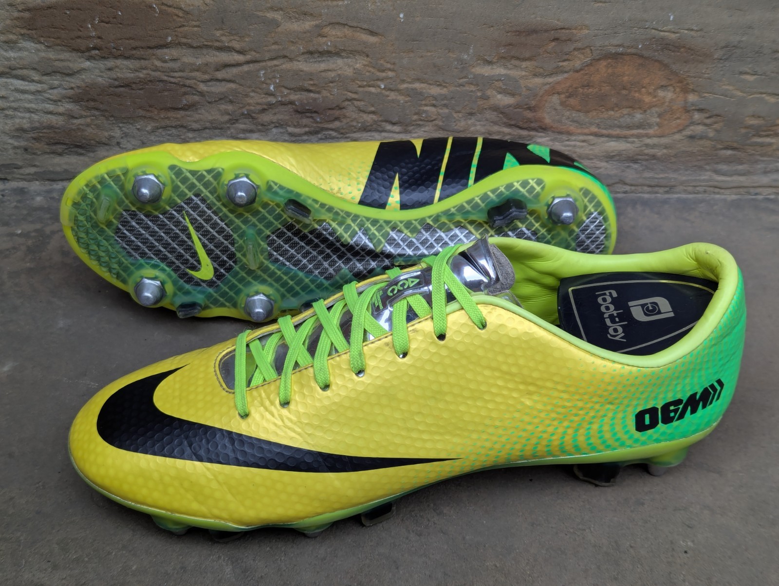 Rare 2013 Nike Mercurial Vapor IX Elite 06M SG Pro. UK 6. US. EU 40. R9.