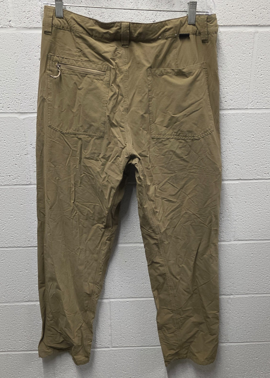 Patagonia Quandary Pants Mens 35 x 30 Beige Hiking Outdoor Nylon Cargo Worn Wear thumbnail 2