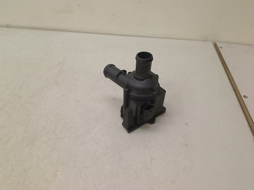EXTRA WASSERPUMPE EXTRA WATER PUMP 2013 Audi A4 Avant (B8) 2013 06H121601J
