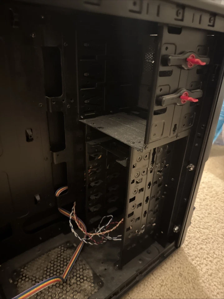 Vintage Thermaltake Commander Gaming Case - Image 3 of 4