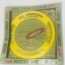 North Pacific Full Size Whiz Ring Frisbee. That Ring Thing 9 1/2 Oregon USA
