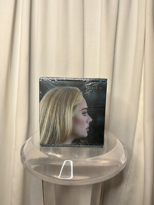 ADELE 30 CD Box Set with Large T-Shirt and Photo SEALED UNOPENED