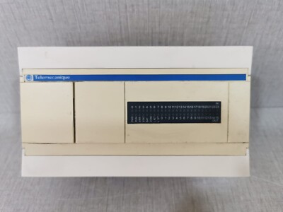 Telemecanique Twido TWDLCAE40DRF Controller 100-240VAC