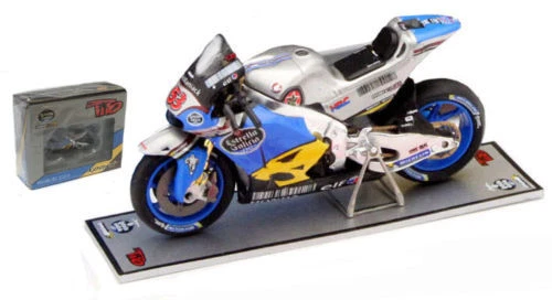 Model Car 1:43 Spark MotoGP Honda HRC RC213V Tito Rabat GP Spain 2016 Die Cast - Image 2 of 4