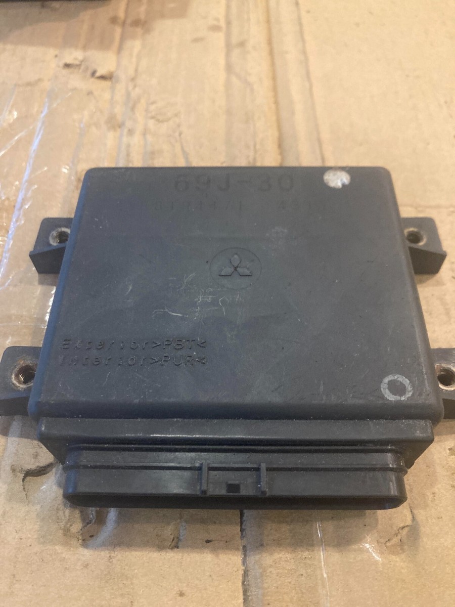 Yamaha Engine Control Unit Assy 69J-8591A-30-00 2005 2006 Yamaha Engine Control Unit Assy 69J-8591A-30-00 2005 2006