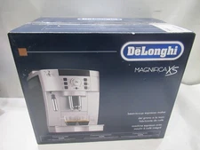 Delonghi ECAM22110SB Magnifica XS Fully Auto Bean-To-Cup Espresso Maker - Silver