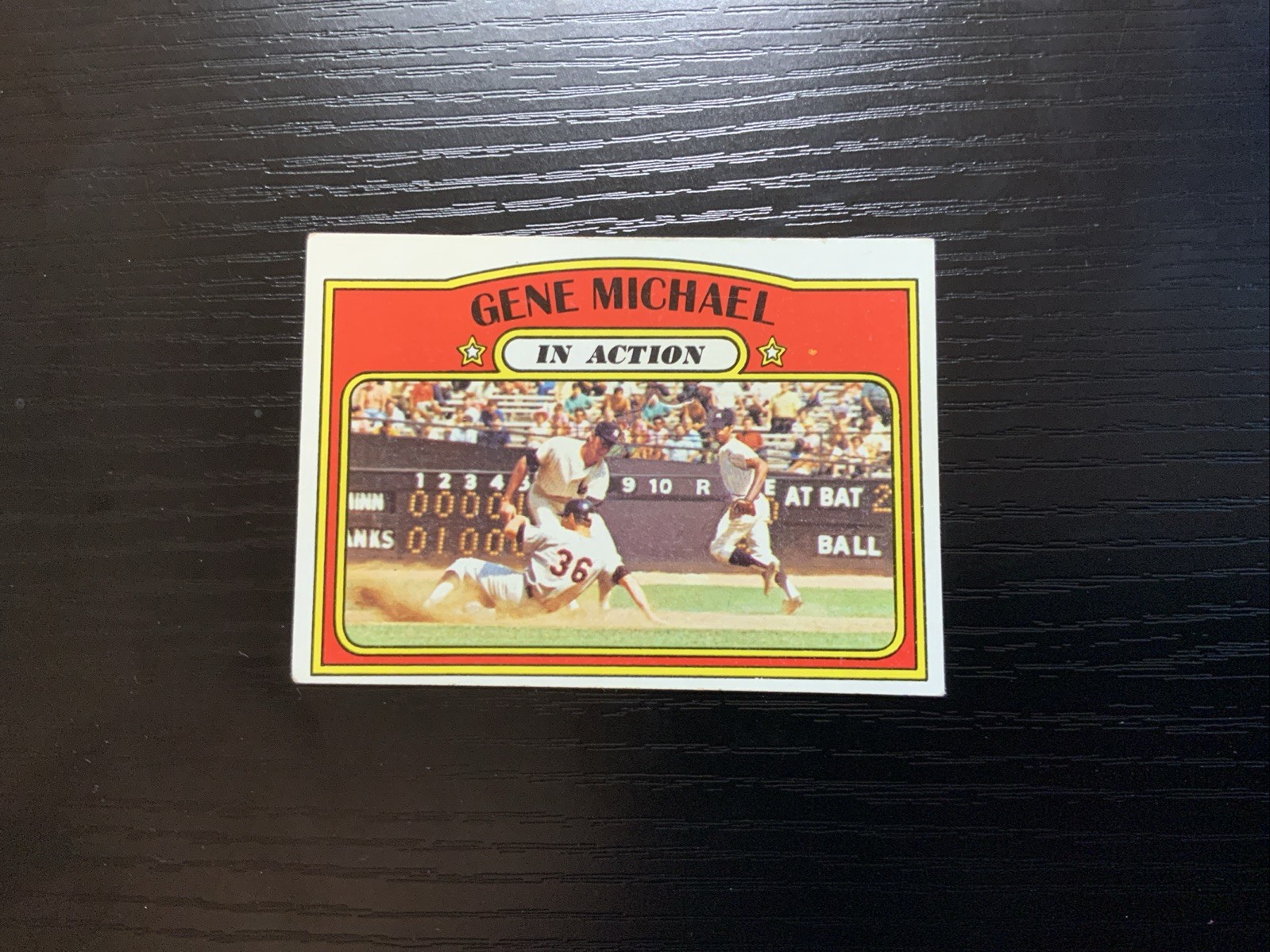 1972 Topps - High # Gene Michael #714 In Action EX+. 5837