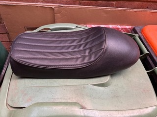 cafe racer seat