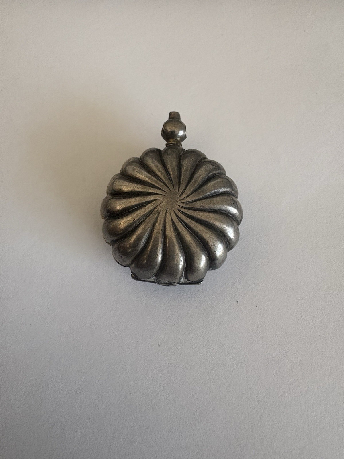 English silver sovereign case with an unusual design