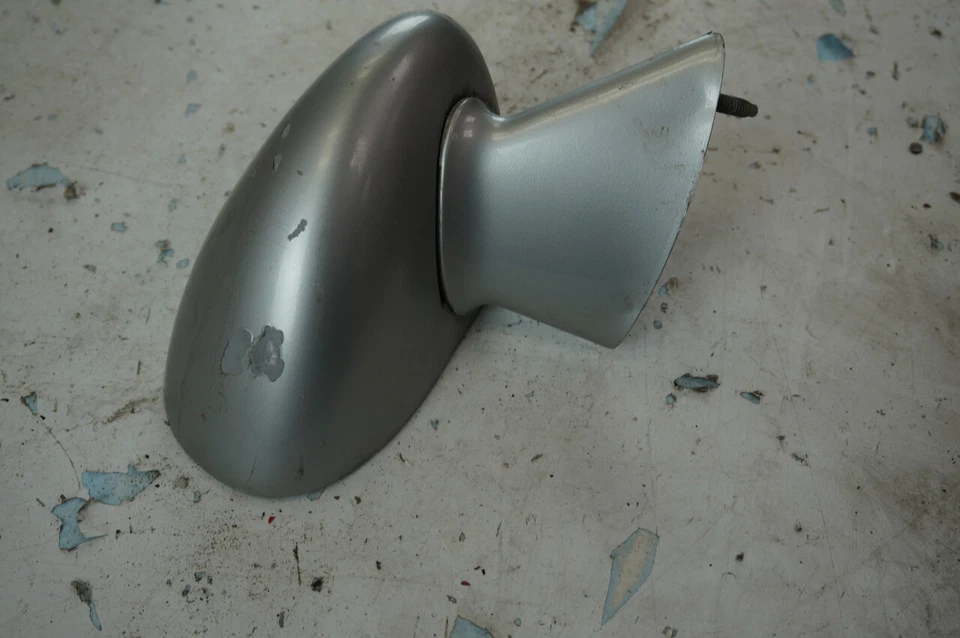 Espejo retrovisor exterior derecho Chevy Corvette C4 1981-1982 carcasa plateada usado 914567 Foto 4 de 4