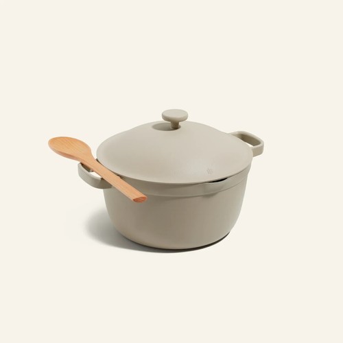 Pot parfait Our Place - 5,5 Qt. Saucière en céramique antiadhésive avec couvercle | Vapeur 