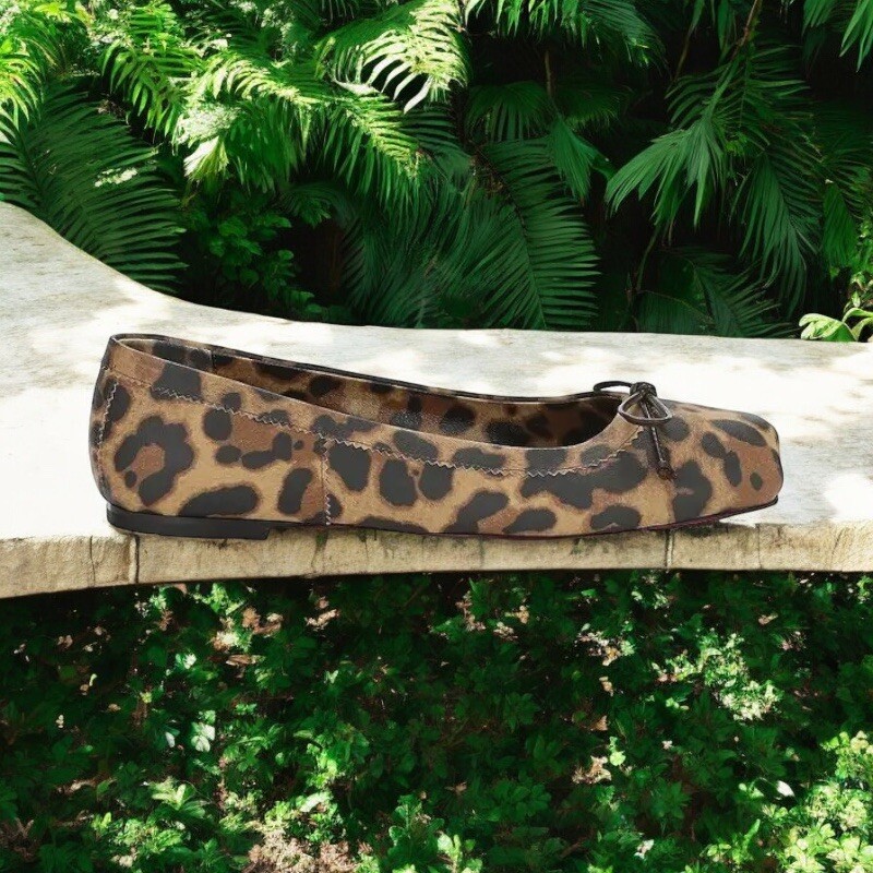 【Christian Louboutin】最新作★MAMADRAGUE スエード フラット CHRISTIAN LOUBOUTIN Mamadrague spiked leather ballet flats