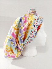 Scrub Cap, Bouffant Cap, Surgery Hat, Surgical Cap, Reversible, Daisies