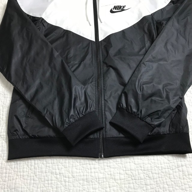Nike Sportswear Windrunner Jacket Womenâs SZ XS Lightweight CN6910-011 for sale online | eBay