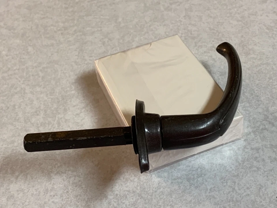 1938 - 1939 MOPAR CHRYSLER PLYMOUTH DODGE DESOTO ПАЛУБА КРЫШКА БАГАЖНИКА РУЧКА - Изображение 4 из 4