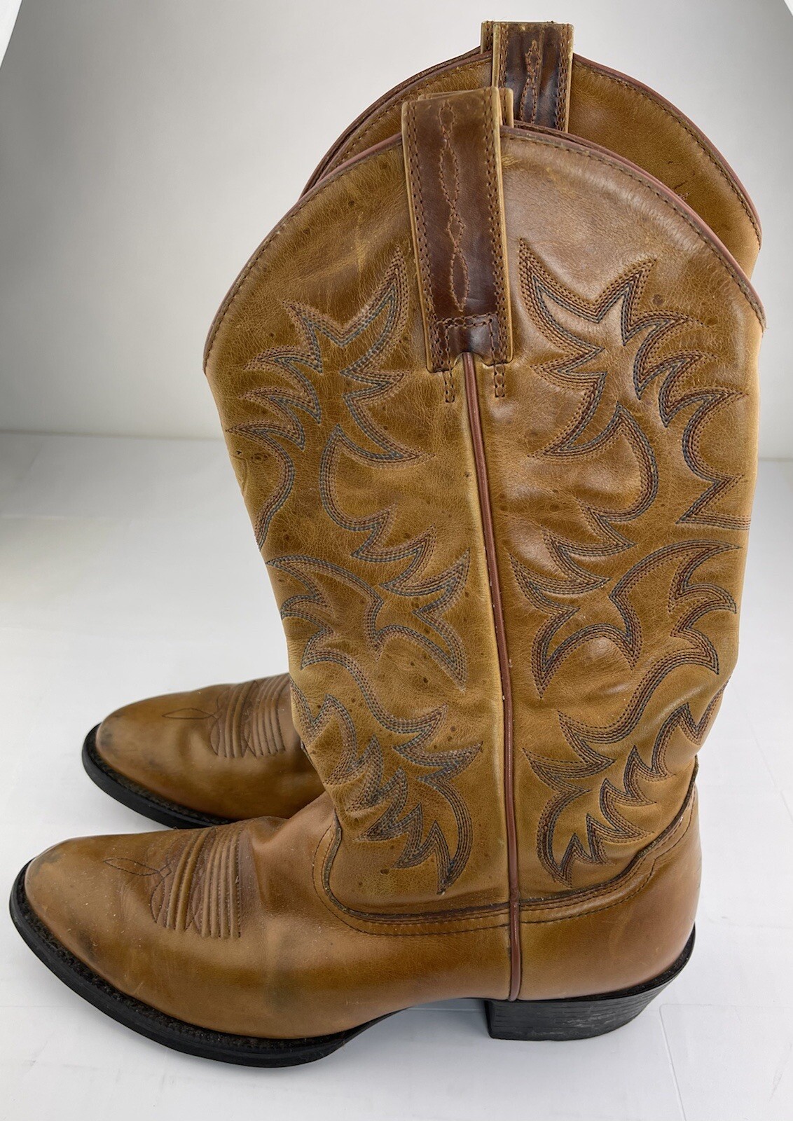 Vintage Mens Cowboy Boots Ariat Gem