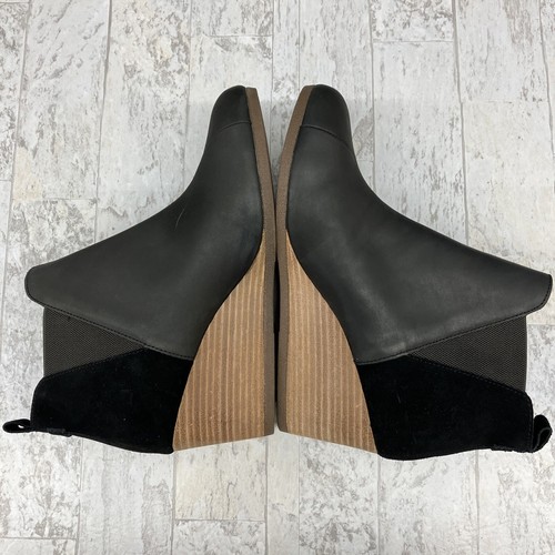 TOMS Kelsey Wedge Booties Womens Size 11 Black Ankle Wood Look Heel Pull On - Picture 5 of 8