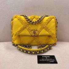 Chanel 19Flap Bag Yellow Canvas Frayed Edge Quilted Mixed‑Tone Hardware Shoulder