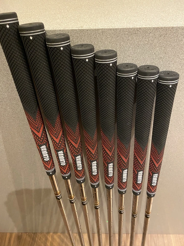 Greater Starter Set Titleist DCI Oversize + Irons 4-SW in Good Condition - Image 2 of 4