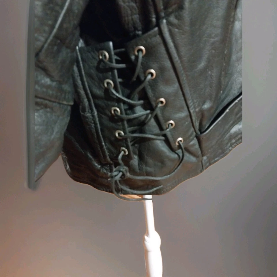 Chaqueta de moto Geronimo de cuero negra talla 48 con cordones laterales y 8 bolsillos Foto 4 de 4