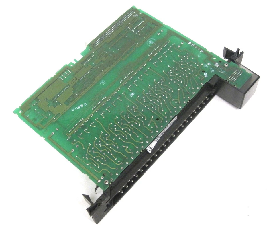 GE FANUC IC697MDL340F 16 POINT OUTPUT MODULE REFURBISHED - Image 3 of 4