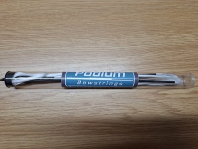 Podium Bowstring 66'' Custom Made. 8125 16 Stränge Weiß Nagelneu