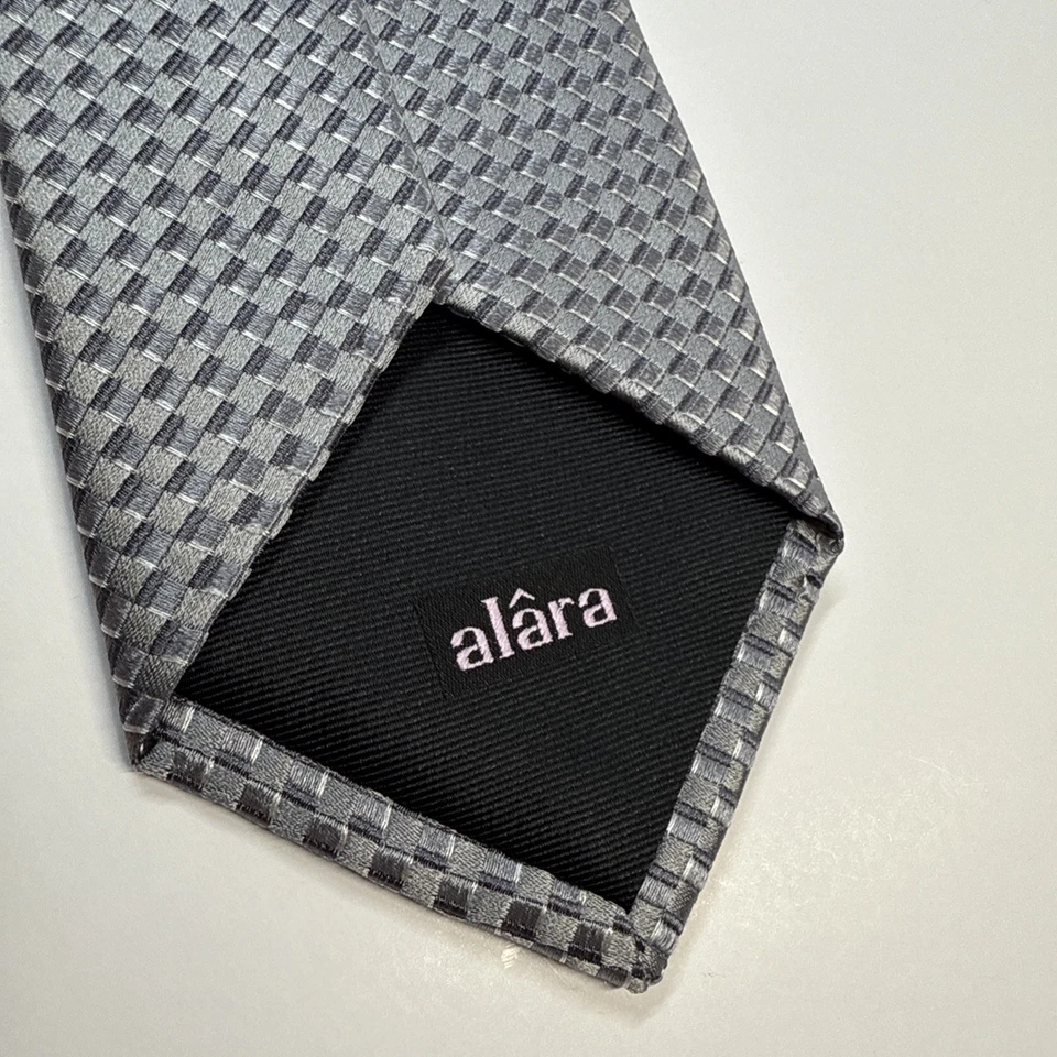 "Corbata ALARA 100 % seda larga 61"" plata brillo metálico usada" Foto 4 de 4