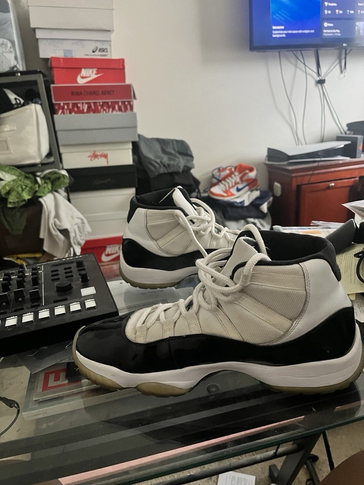 Size 12 Jordan 11 Retro High Concord **BEATER/RESTORATION