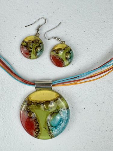 Handmade, Bold Colors Art Deco Pendant Necklace and Earrings Set - Picture 3 of 11