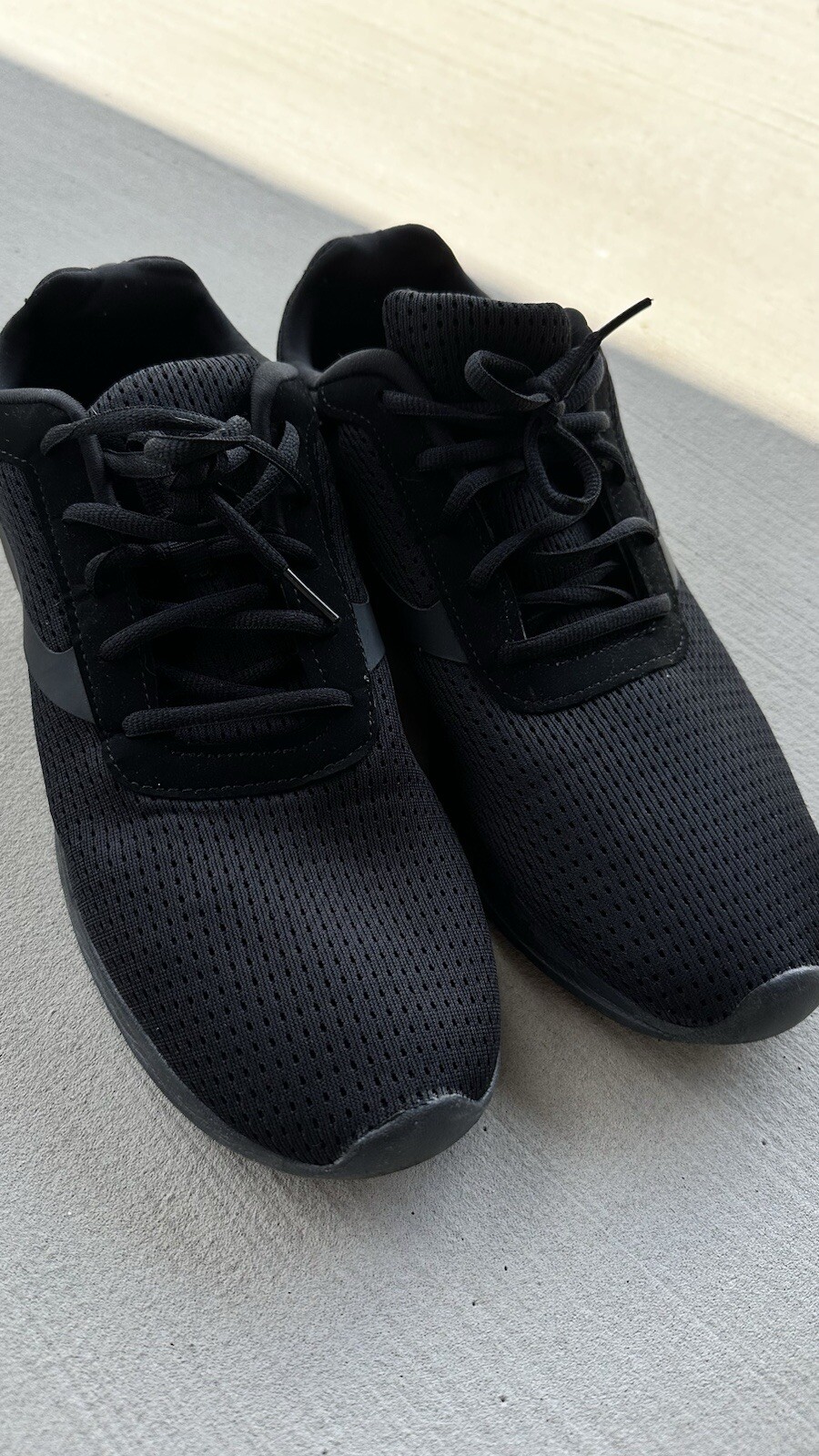 Athletic Works Basic Athletic Shoe Black Men’s Si… - image 3