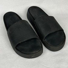 Yellow Box Super Cushiony Torrey Black Slide Women's Sandal 9