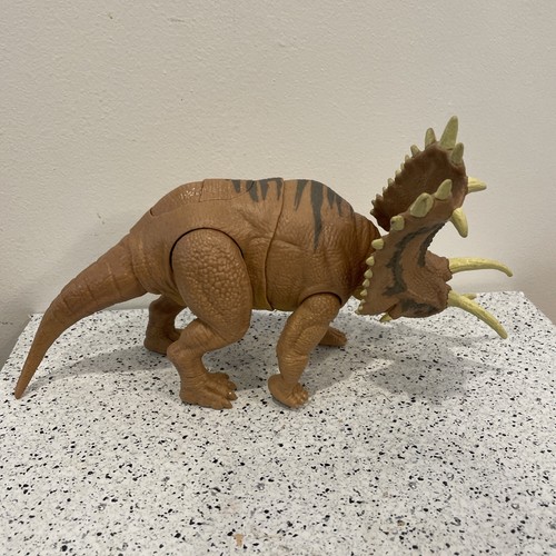 Jurassic World Dino Escape Mega Destroyers PENTACERATOPS Mattel Figur - Bild 3 von 12