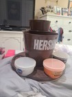 New. Hershey's Ultimate Ice Cream Set.