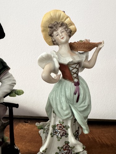 Sitzendorf porcelain Working Man & Maid . VGC - Picture 13 of 17