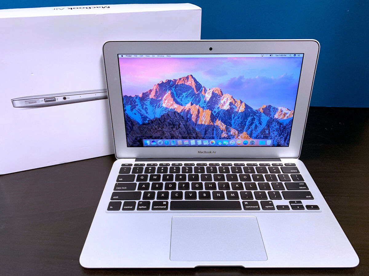 ULTRALIGHT APPLE MACBOOK AIR 11 INCH LAPTOP / 128GB SSD / 1 ULTRALIGHT APPLE MACBOOK AIR 11 INCH LAPTOP / 128GB SSD / 1