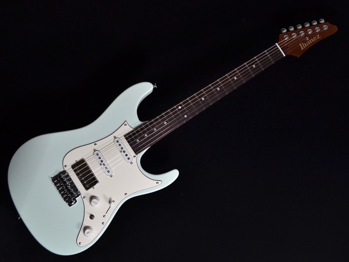 Ibanez AZ2204NW MGR 美品ストラトエレキギター Ibanez Prestige AZ2204NW-MGR [SPOT MODEL] ｜イケベ楽器店