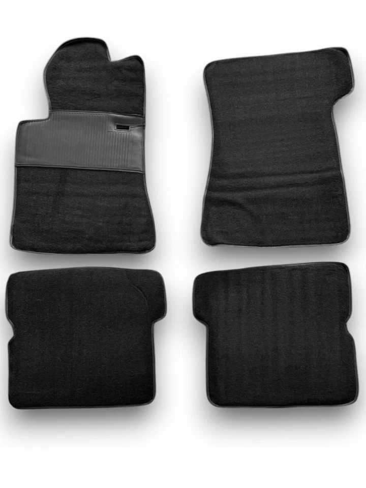 Комплект ковровых покрытий для Mercedes SL107 R107/W107 резиновые протекторы пятки черные - Изображение 3 из 4