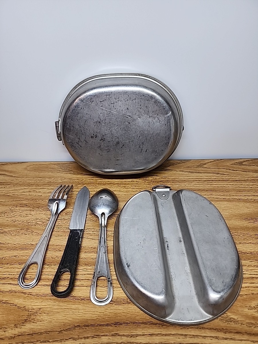 1967 US Regal Military Mess Kit Vietnam War Era DSA-400-67-C